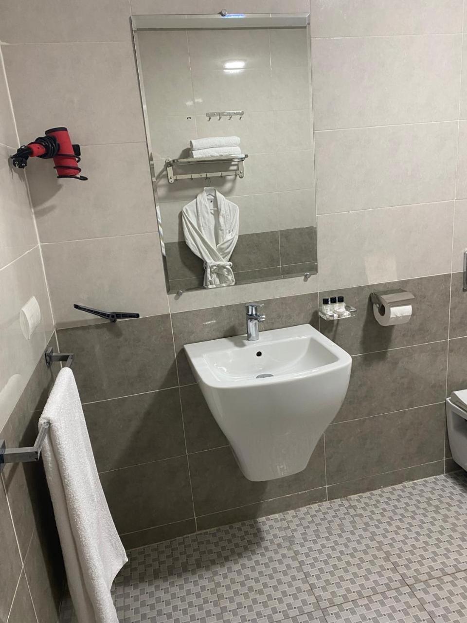 Taounate Hotel Golden Star מראה חיצוני תמונה